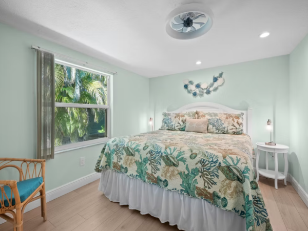 Beachside Retreat 4-Bedroom Home Rental - Your Perfect Island Getaway
